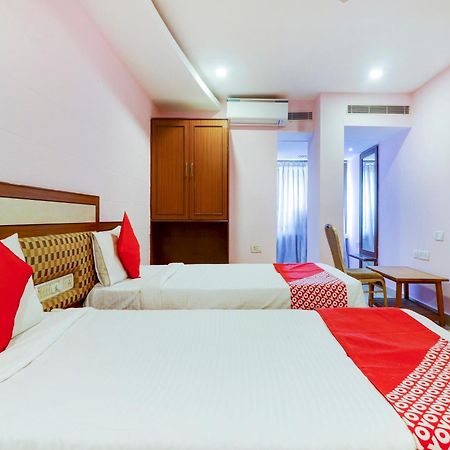 Super Collection O 77115 Vaishnavi Palace Hyderabad Exterior photo